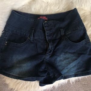 High rise super stretchy denim shorts